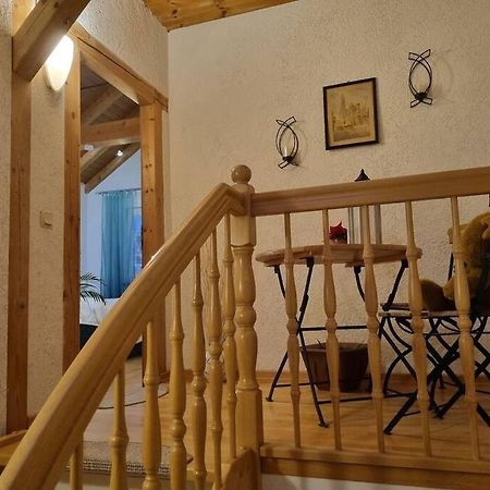 Gemuetliche Dachgeschosswohnung Erfurt Buitenkant foto