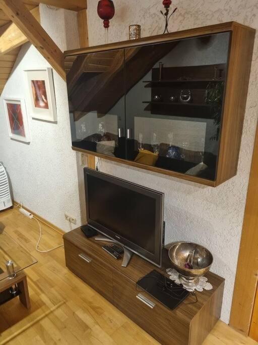 Gemuetliche Dachgeschosswohnung Erfurt Buitenkant foto